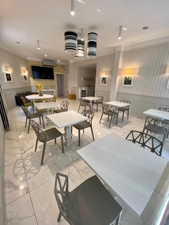 Hotel La Pace San Mauro Torinese Buitenkant foto