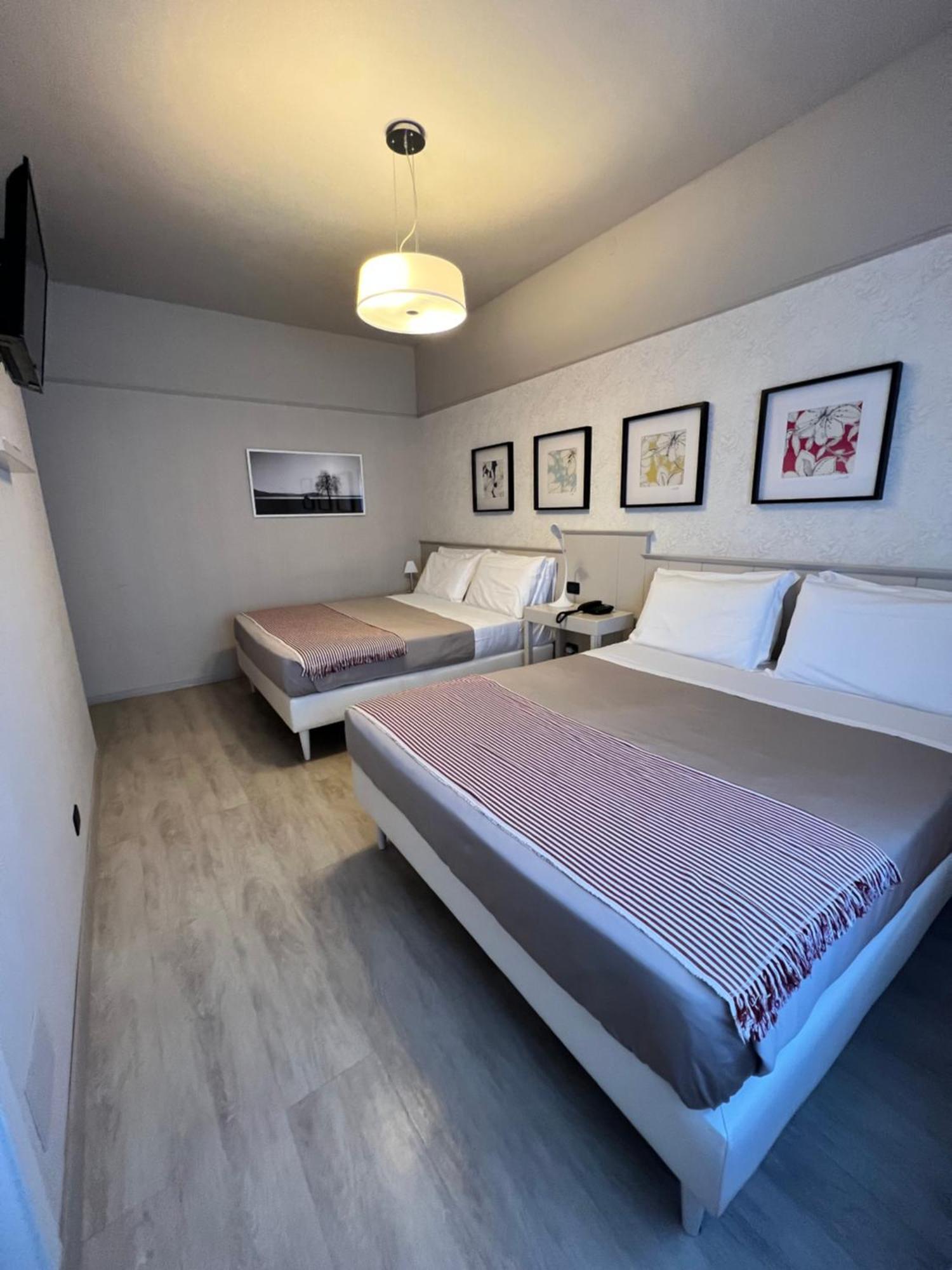 Hotel La Pace San Mauro Torinese Buitenkant foto